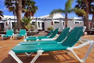 蓝色海洋海滩公寓式酒店